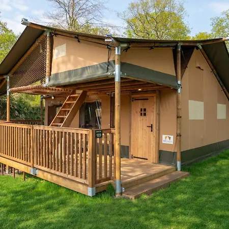 Safari Tent Ranger For Eight People Feriested Lathum